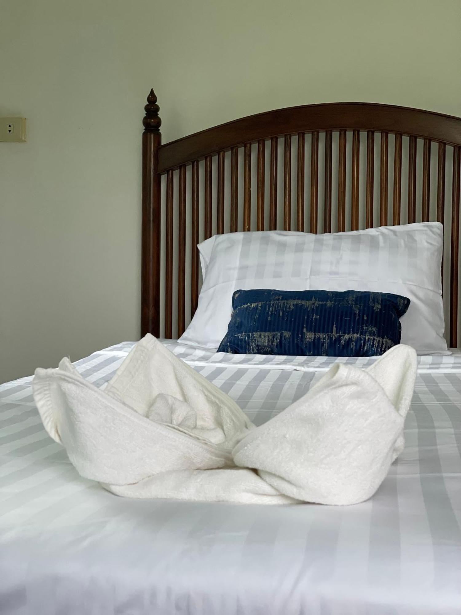 Sunrise Beach Villa Surat Thani Værelse billede