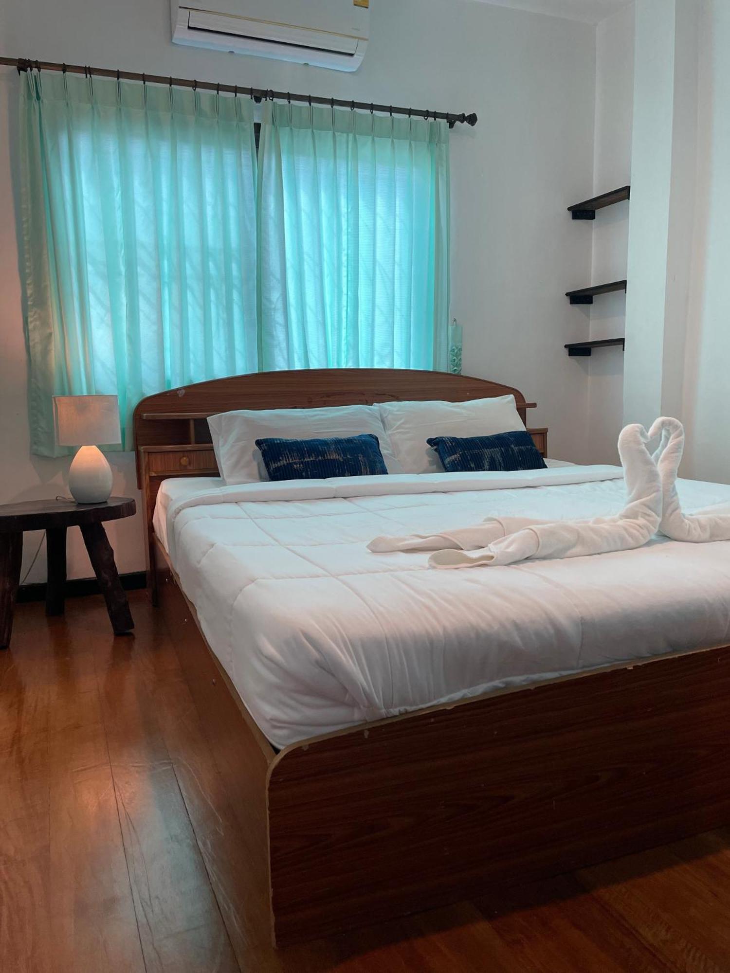 Sunrise Beach Villa Surat Thani Værelse billede