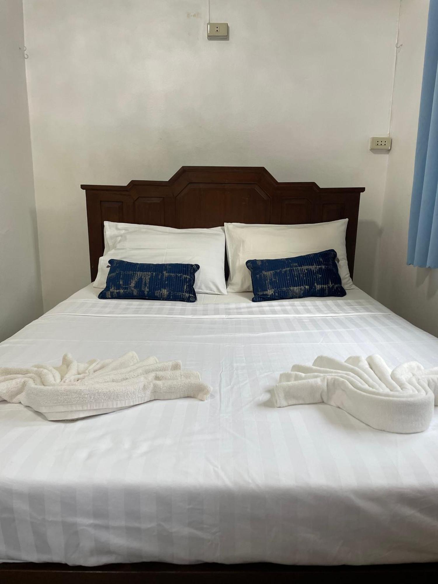 Sunrise Beach Villa Surat Thani Værelse billede